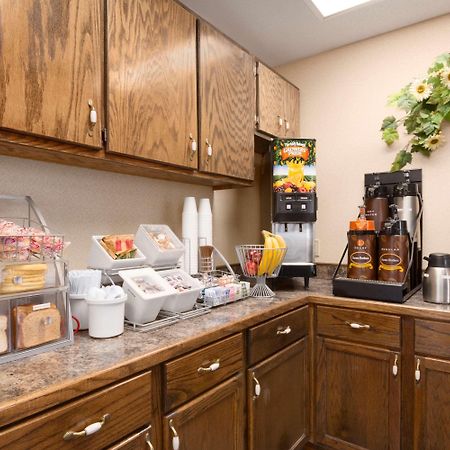 Super 8 By Wyndham Hattiesburg North Ngoại thất bức ảnh