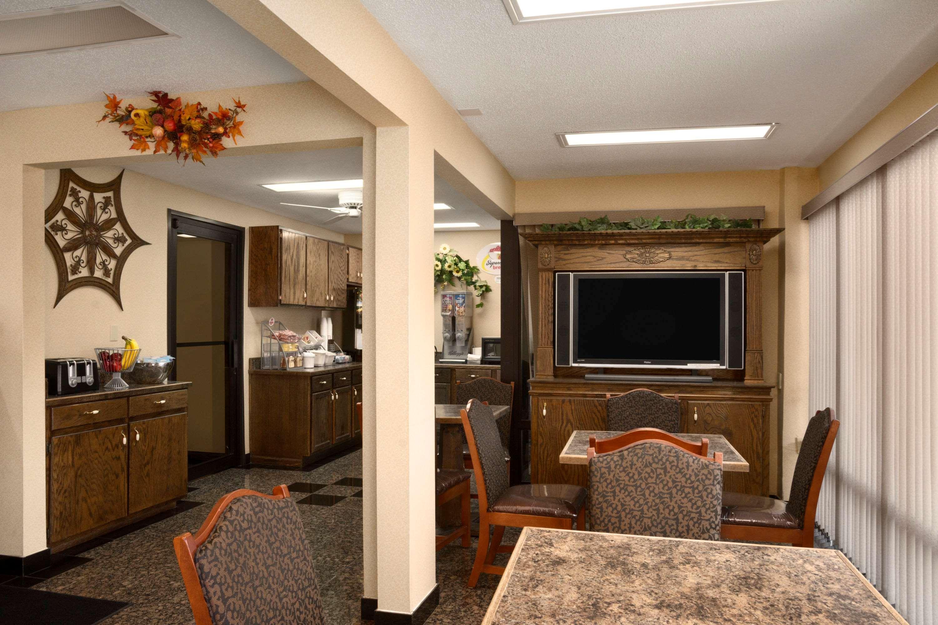 Super 8 By Wyndham Hattiesburg North Ngoại thất bức ảnh
