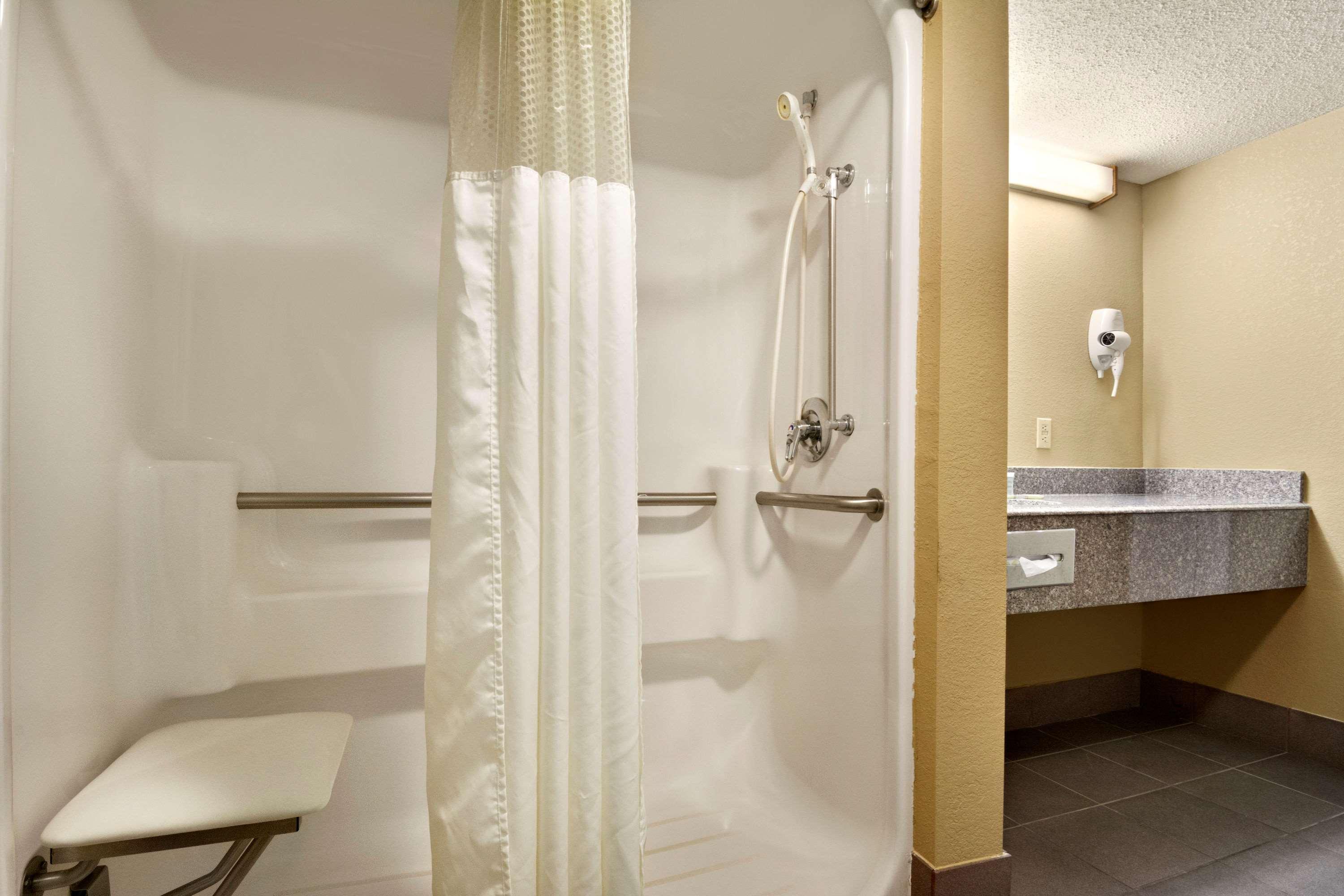 Super 8 By Wyndham Hattiesburg North Ngoại thất bức ảnh